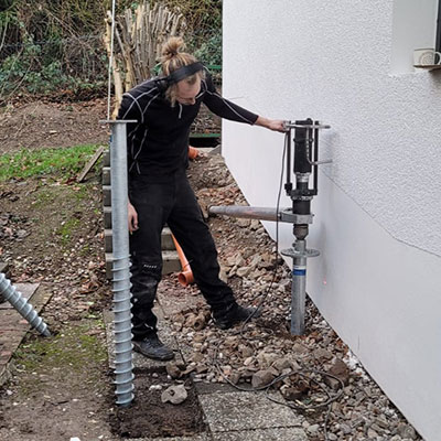 Schnelle & stabile Schraubfundamente ohne Beton